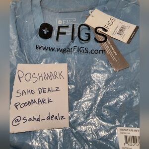 Figs Women’s oran fionlite tailored Scrub top XS blue